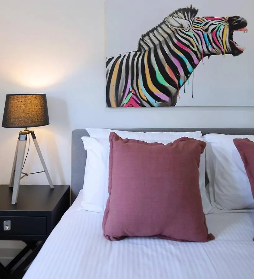 Nundah'S Lush Haven - Serene Family Townhouse Escape Villa Brisbane Holiday home